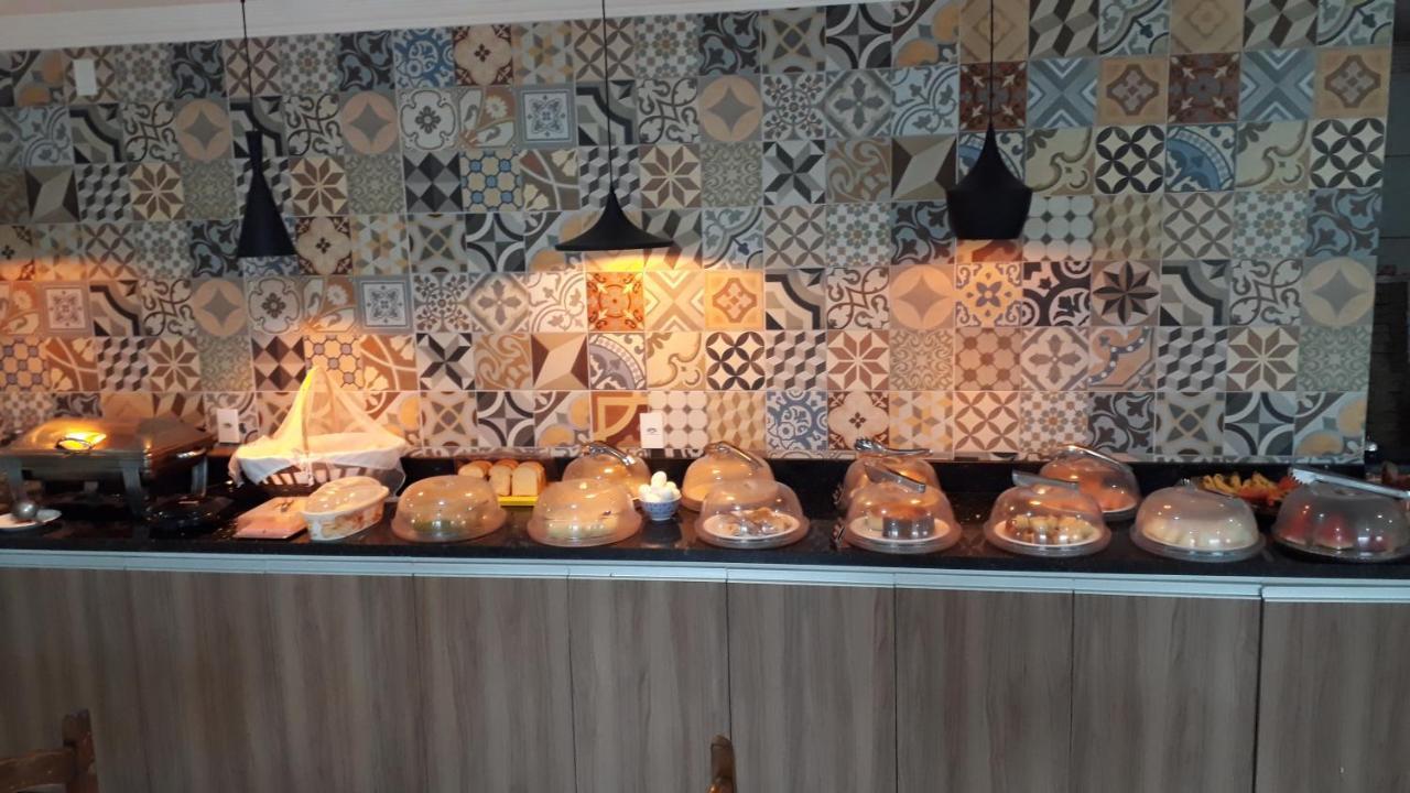 Atlanta Hotel Ibotirama Екстериор снимка